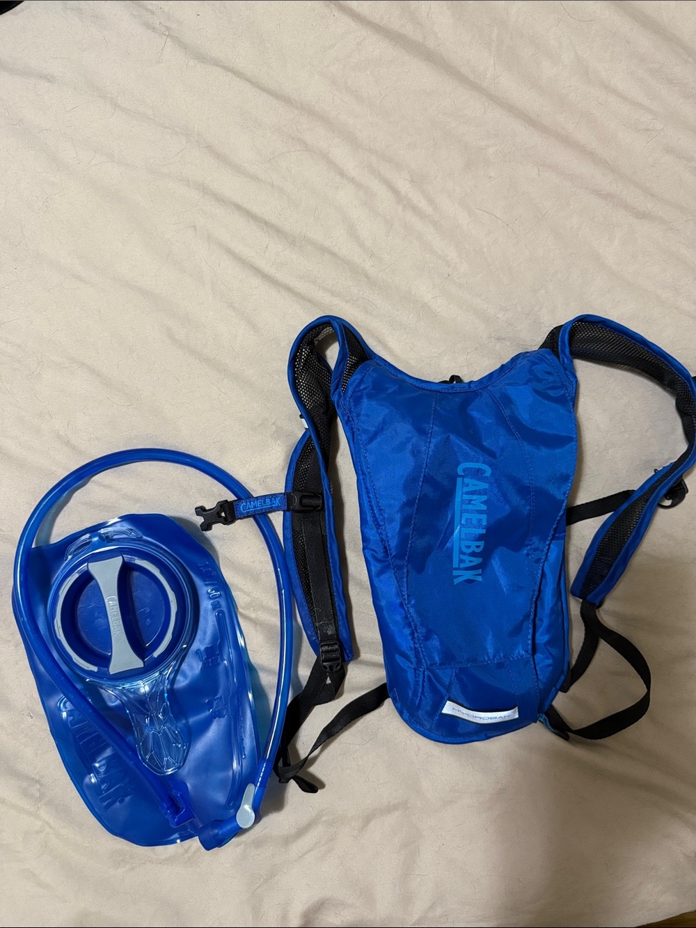 CamelBak Hydration Pack in Blue with 1.5 L Reservoir